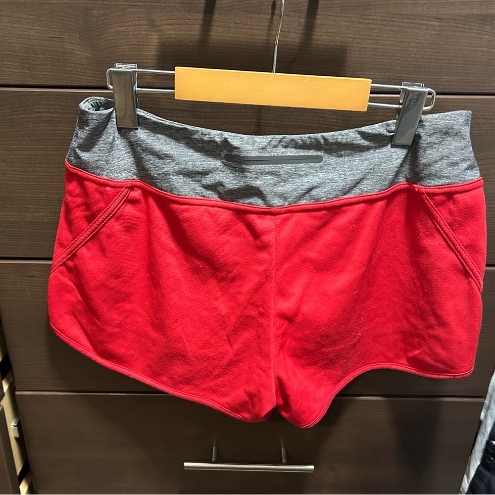 Speedo Red Athletic Performance Shorts - Picture 4 of 4